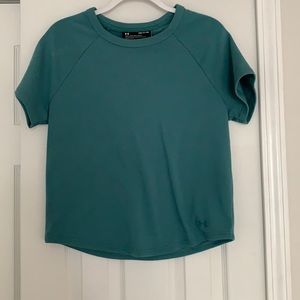 Under armor shirt